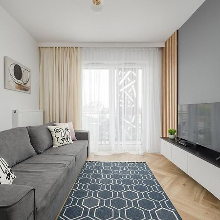 Michalczyka Stylish Apartment With Parking In The City Center Of Wroclaw By Noclegi Renters Екстер'єр фото