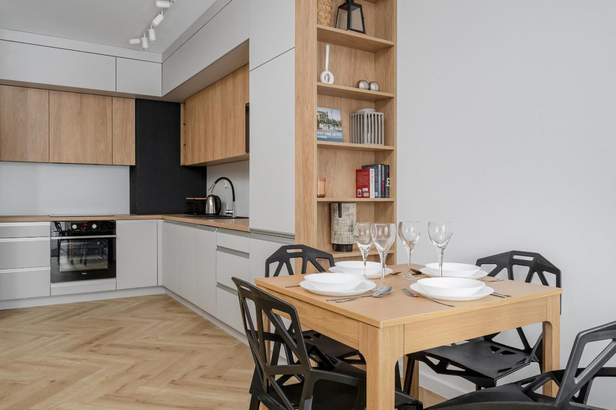 Michalczyka Stylish Apartment With Parking In The City Center Of Wroclaw By Noclegi Renters Екстер'єр фото