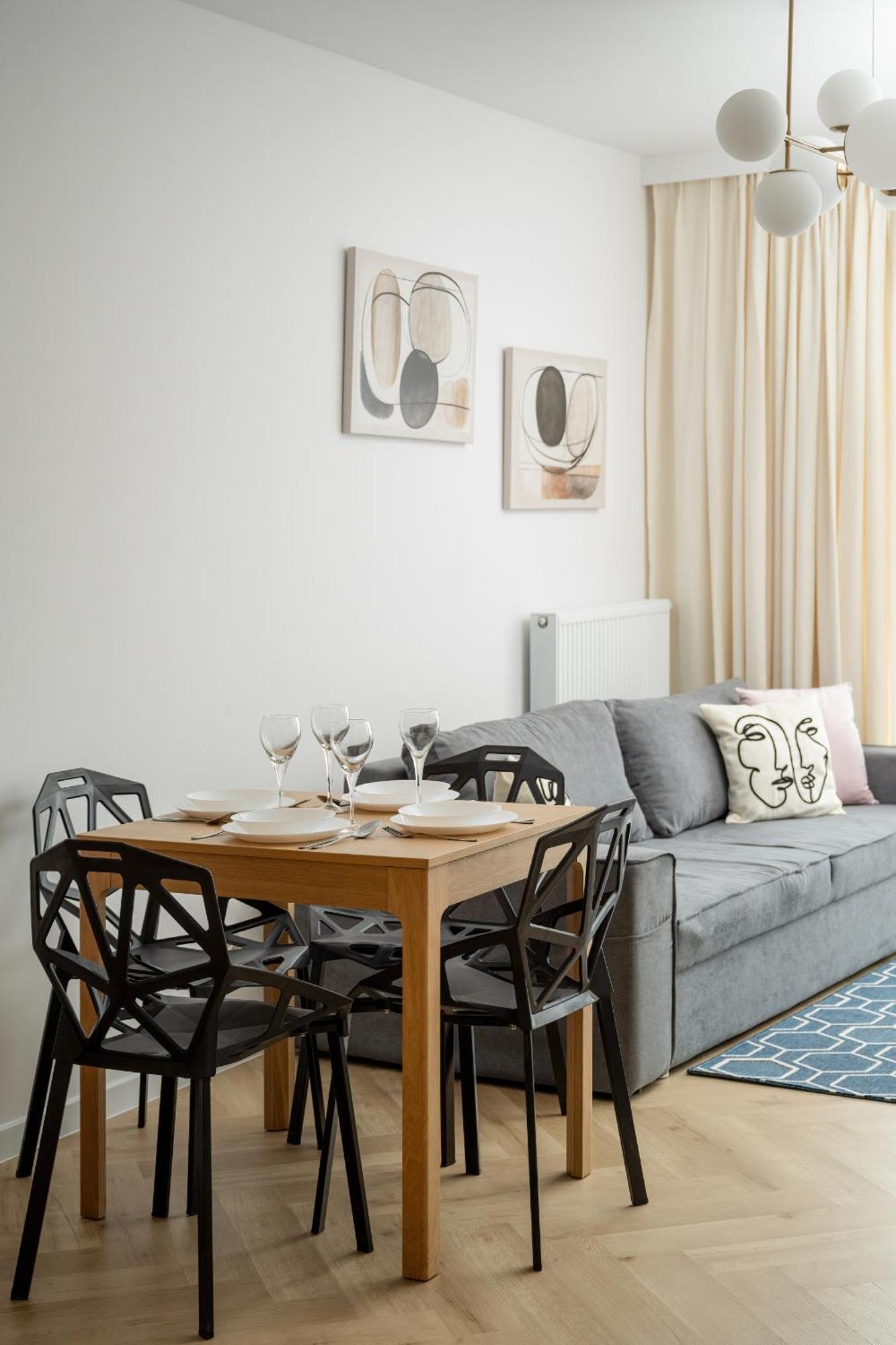 Michalczyka Stylish Apartment With Parking In The City Center Of Wroclaw By Noclegi Renters Екстер'єр фото